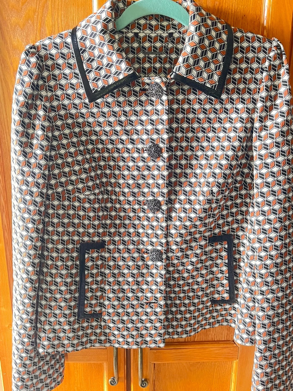 Elie Tahari Geometric Print Blazer in Tan, Black & White